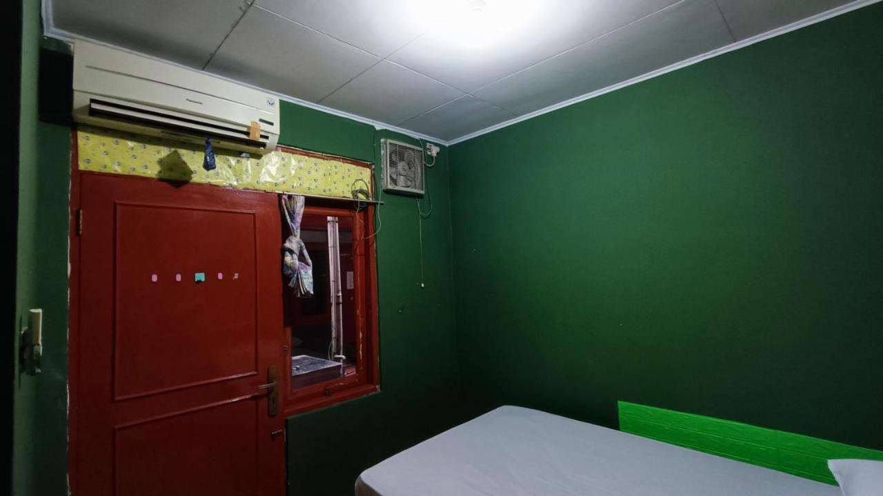 Oyo 91341 D'Phoenix Anggrek Syariah Residence Jakarta Kültér fotó