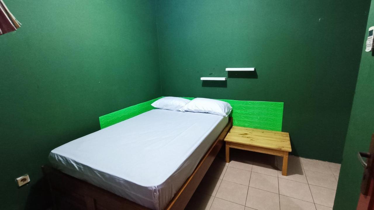 Oyo 91341 D'Phoenix Anggrek Syariah Residence Jakarta Kültér fotó