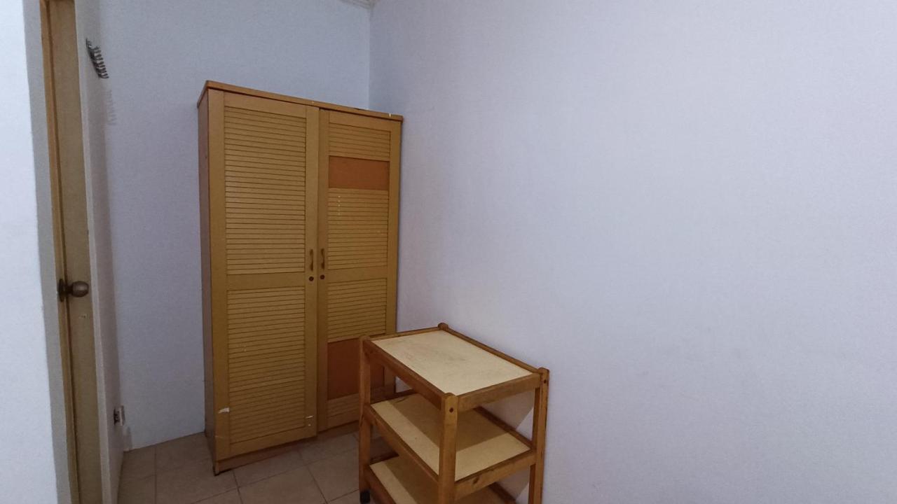 Oyo 91341 D'Phoenix Anggrek Syariah Residence Jakarta Kültér fotó